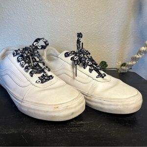 Vans White Athletic Shoes with Black Skull Laces